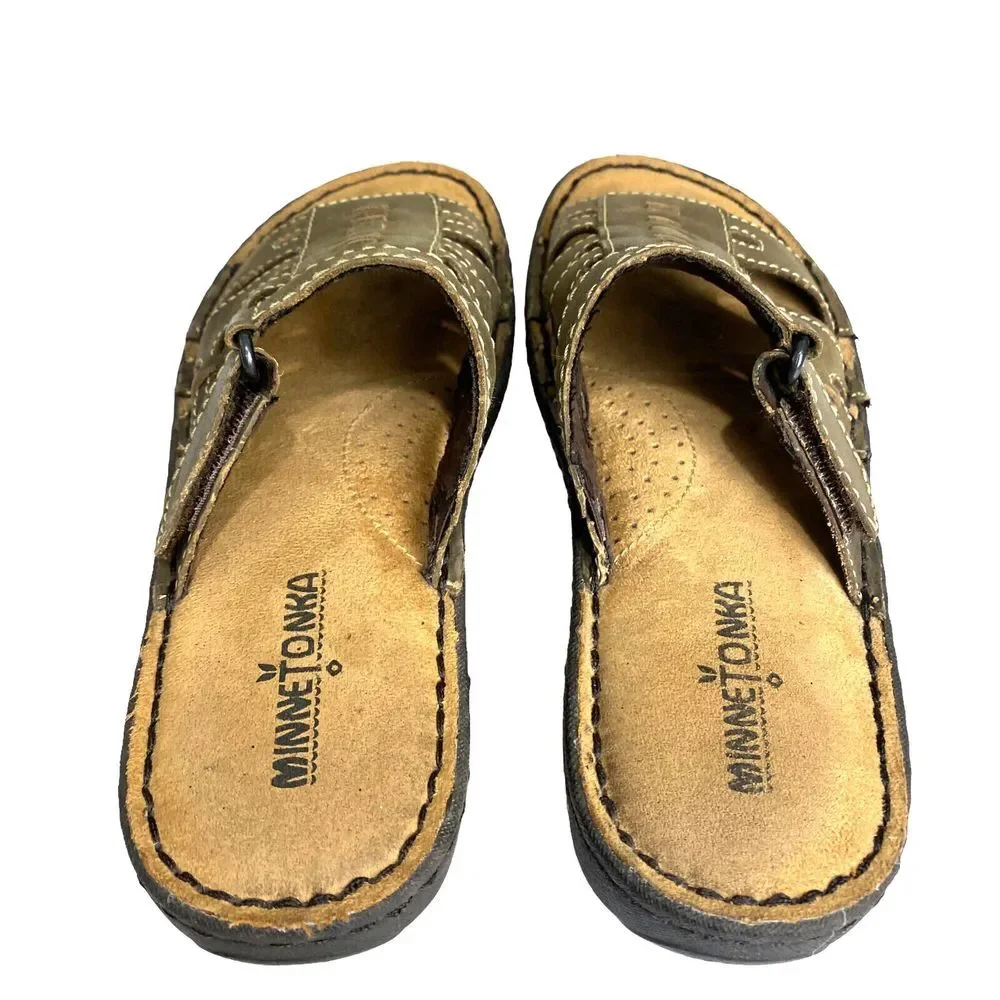 Minnetonka Slip On Leather ‎ Sandals Womens 7 Brown with Hook & Loop Closure